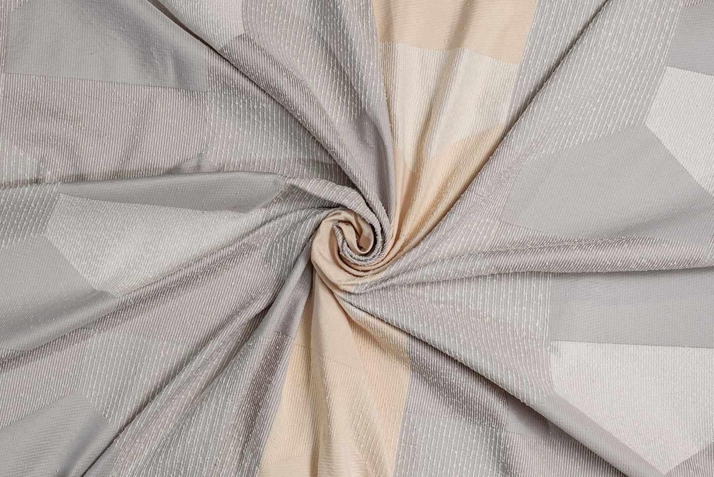 Decor Sivara, Crem, Metraj