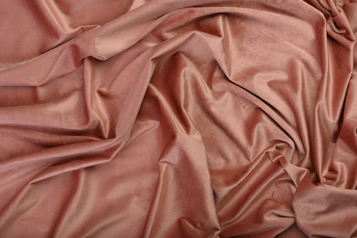 Draperie Cera Roz, Metraj