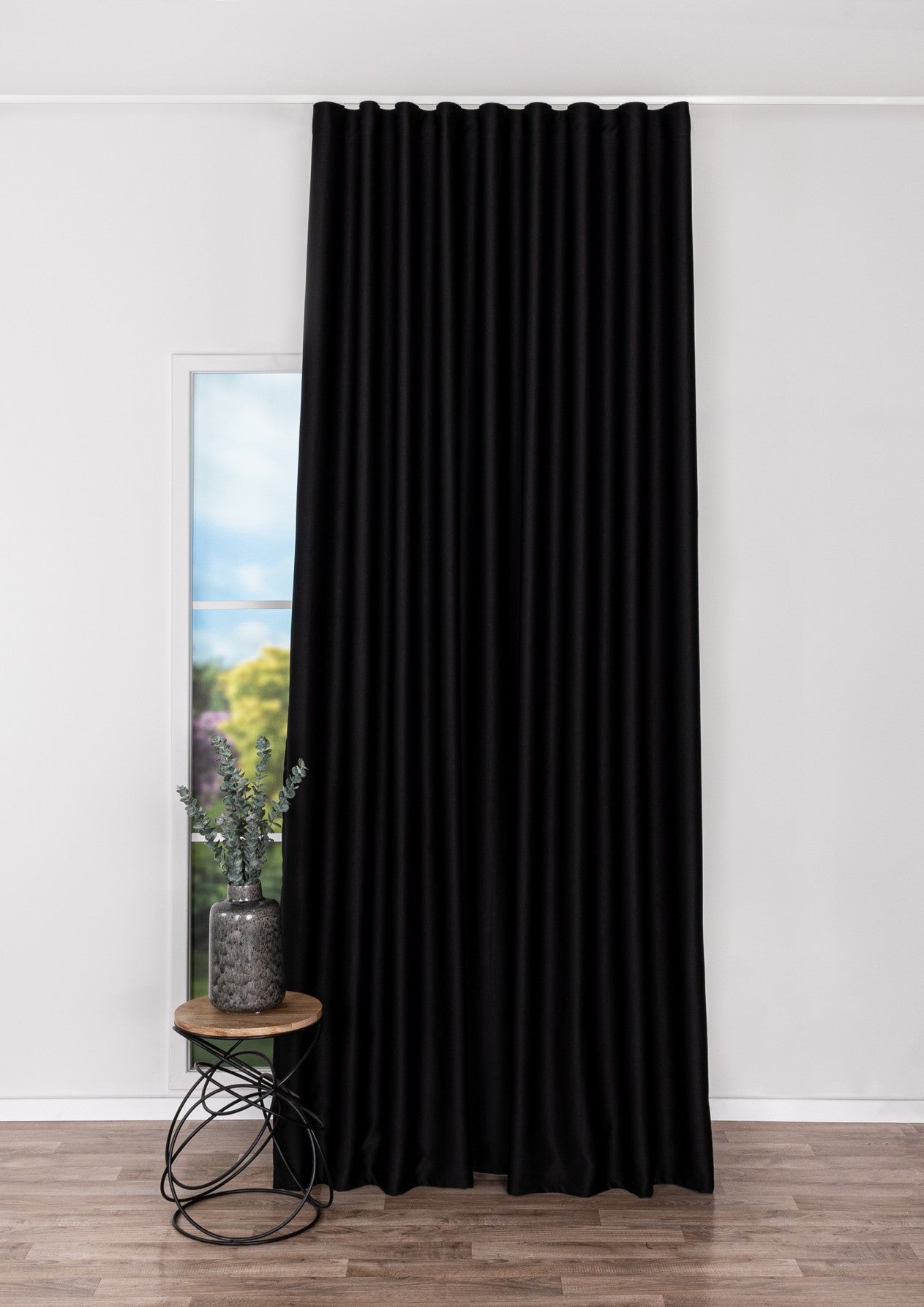 Draperie Sidy Negru, Metraj