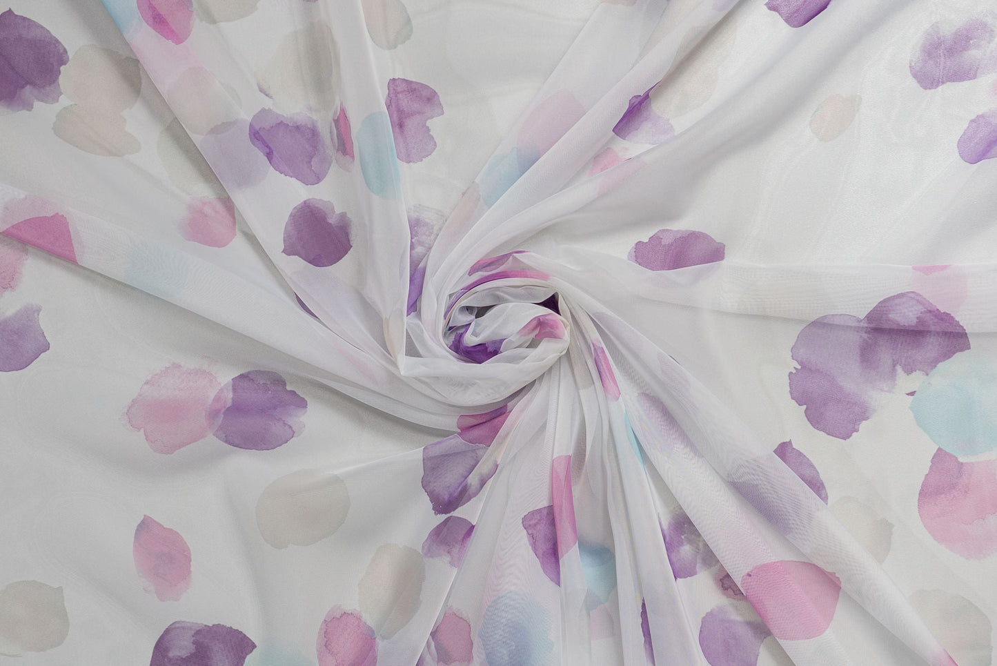 Perdea Havira, Mov, Metraj