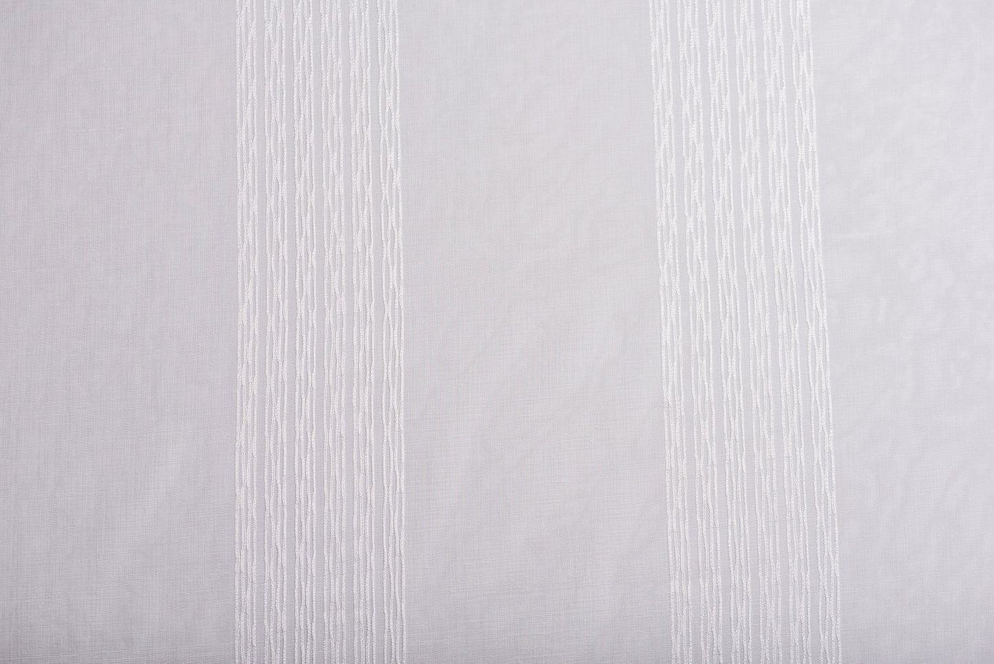 Perdea Kivoro, Alb, Metraj